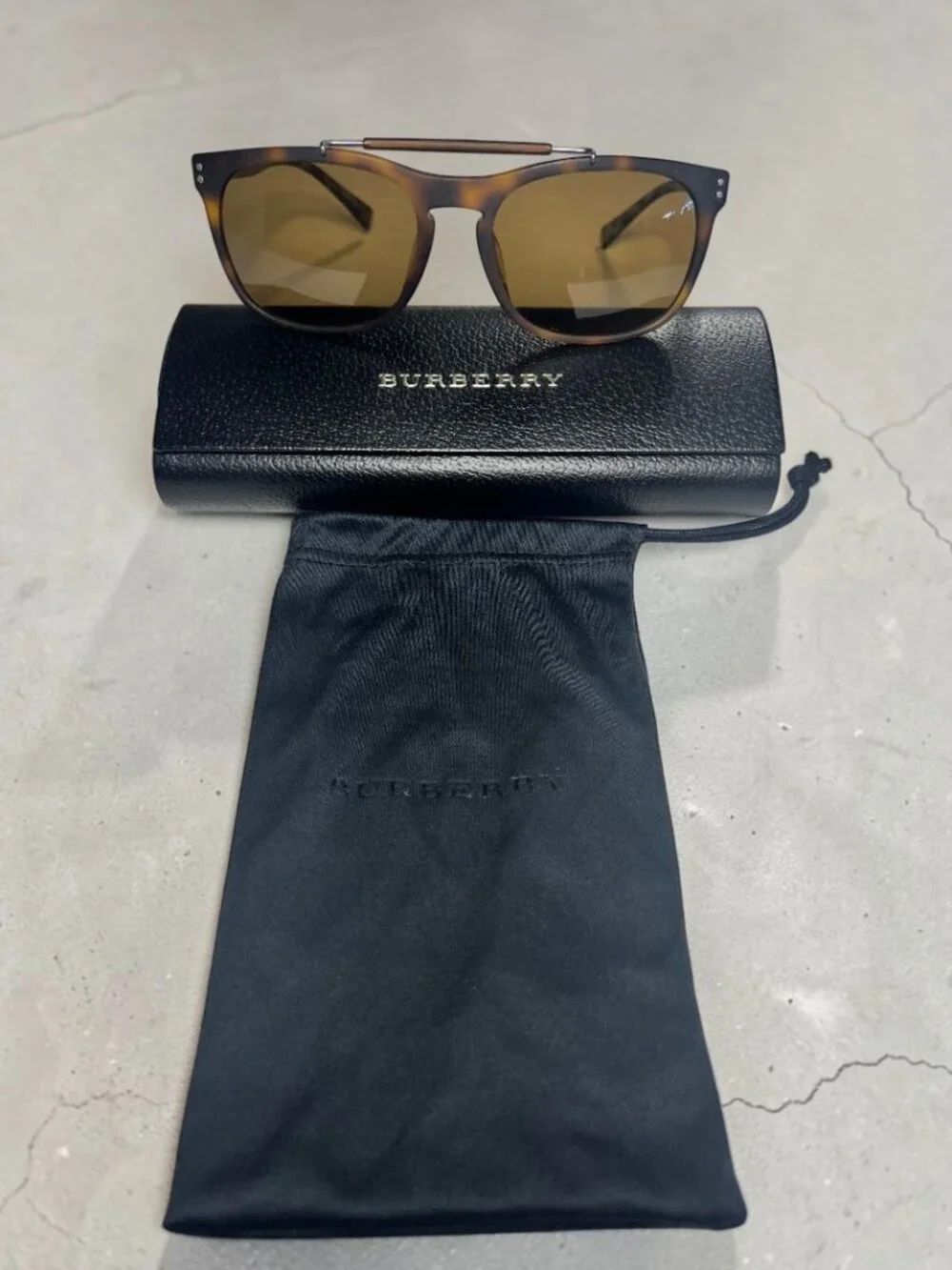 Authentic Burberry BE4244 Tortoise Sunglasses Gold Top Bar Double Bridge